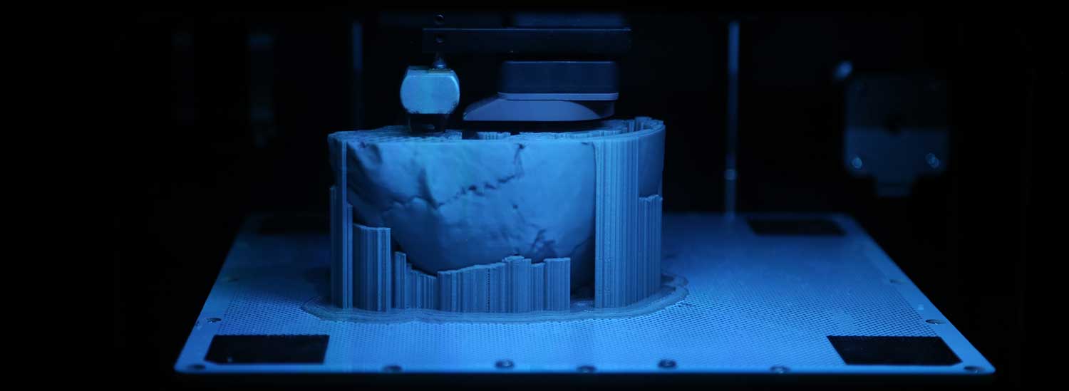 3D printing a fossil of Homo naledi in the Hawks laboratory